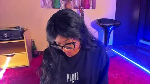 Is A Belle online show from 12-08-24, 01:02