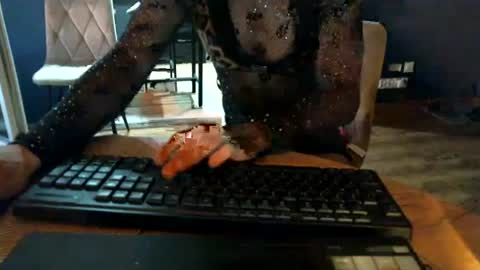 romantico_erotico online show from 06-28-26, 01:55