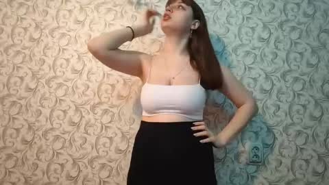 Alya online show from 12-15-25, 01:04