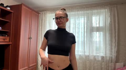 Alya online show from 05-13-26, 11:07