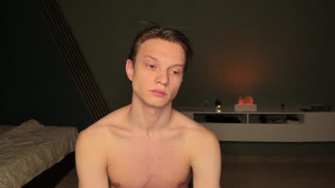 Snapshot of romeo_mercy chatting on 12-03-24, 01:30 Romeo online show from 12-03-24, 01:30