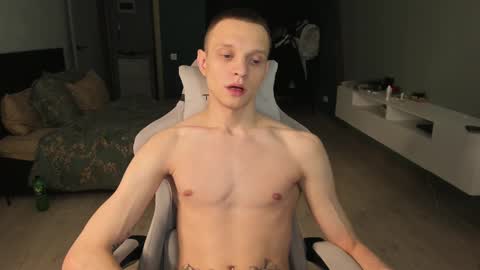 Snapshot of romeo_mercy chatting on 02-26-25, 02:37 Romeo online show from 02-26-25, 02:37