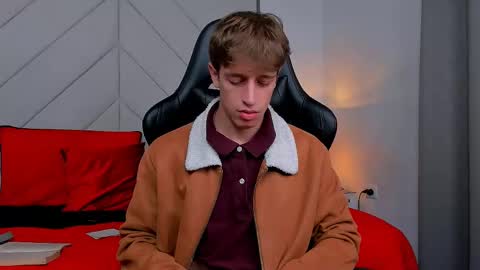 Romeo Ricci online show from 02-19-25, 04:11