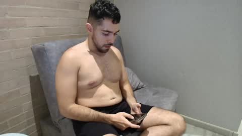 Snapshot of romeosummerx chatting on 05-19-26, 12:05 Romeo online show from 05-19-26, 12:05