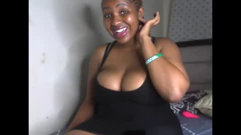 Romina 26 online show from 02-19-26, 07:43