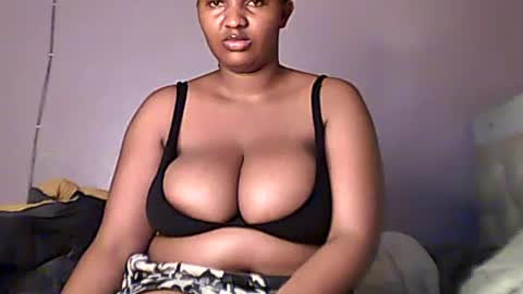 Romina 26 online show from 06-13-26, 11:24