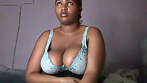 Romina 26 online show from 06-17-26, 03:31