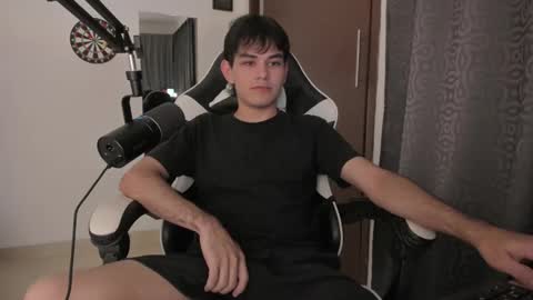 Ronaldo online show from 01-22-25, 02:48