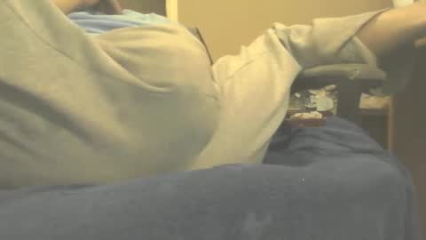 Snapshot of roney58 chatting on 02-08-25, 02:27 roney58 online show from 02-08-25, 02:27