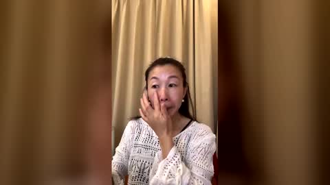 Snapshot of rongrong0329 chatting on 05-09-26, 11:21 sui sui online show from 05-09-26, 11:21