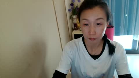 Snapshot of rongrong0329 chatting on 06-08-26, 08:48 sui sui online show from 06-08-26, 08:48