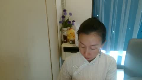 Snapshot of rongrong0329 chatting on 06-09-26, 12:55 sui sui online show from 06-09-26, 12:55