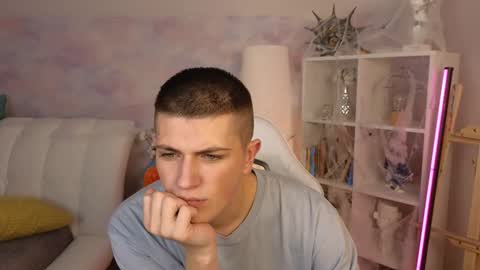 Rony online show from 12-05-24, 01:38