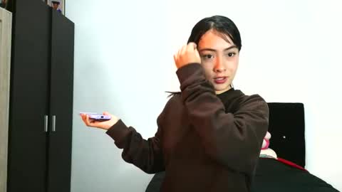 roosmery_ online show from 03-30-26, 10:55