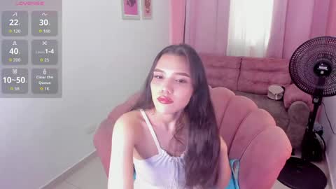 Snapshot of roousevega chatting on 05-26-26, 08:27 Roouse online show from 05-26-26, 08:27