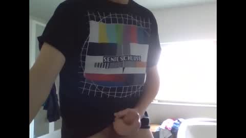 Snapshot of rorat28 chatting on 03-12-25, 08:51 rorat28 online show from 03-12-25, 08:51