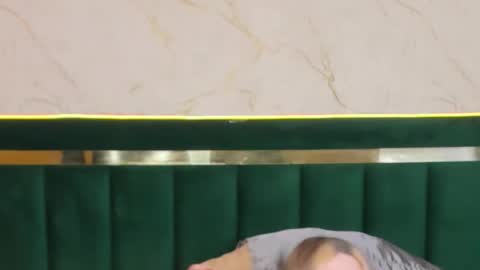 Chloe online show from 02-11-26, 08:14