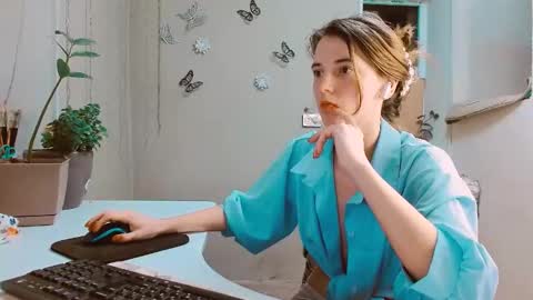 Snapshot of rosa843850 chatting on 02-13-25, 06:38 rosa843850 online show from 02-13-25, 06:38