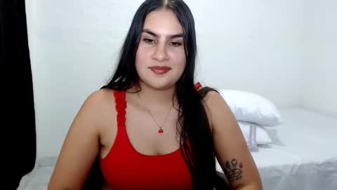 Snapshot of rosa_timida13 chatting on 10-10-25, 05:28 Rosita online show from 10-10-25, 05:28