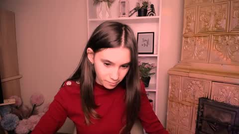 Snapshot of rosalais_ chatting on 05-14-26, 06:20 Rose online show from 05-14-26, 06:20