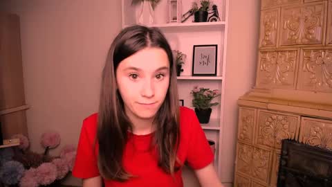 Snapshot of rosalais_ chatting on 05-16-26, 10:36 Rose online show from 05-16-26, 10:36