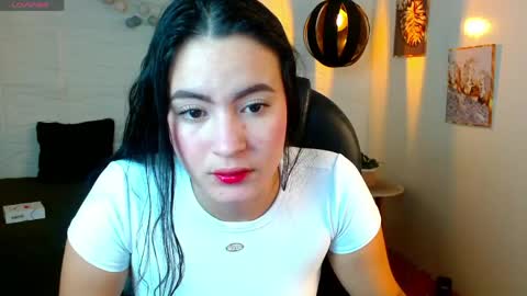 Snapshot of rosaliea chatting on 06-02-26, 04:25 R O S A L I A online show from 06-02-26, 04:25