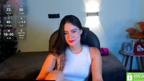 Snapshot of rosaliea chatting on 07-15-26, 04:40 R O S A L I A online show from 07-15-26, 04:40
