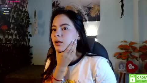 Snapshot of rosaliea chatting on 07-23-26, 03:59 R O S A L I A online show from 07-23-26, 03:59