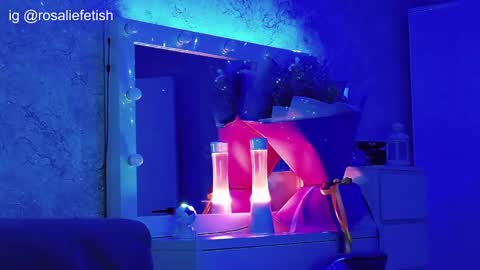 Rosalie online show from 12-04-24, 04:27