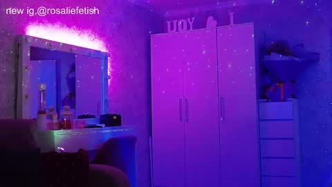 Rosalie online show from 01-22-25, 05:06