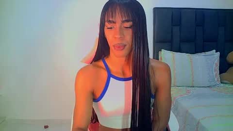 Rosalinda online show from 05-31-26, 05:15