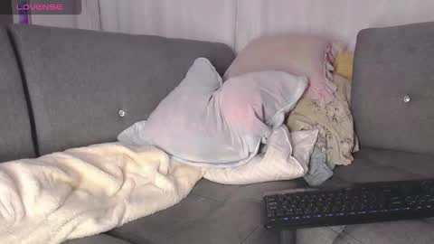 Snapshot of rosalynda_collen chatting on 11-29-25, 05:43 daniela garcia online show from 11-29-25, 05:43