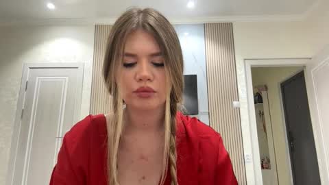 Snapshot of rosalynhouk chatting on 03-04-26, 06:08 Rosa online show from 03-04-26, 06:08