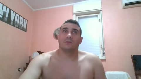 Rosario online show from 11-22-25, 01:04