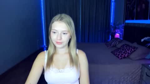 RosaRising online show from 06-02-26, 04:36