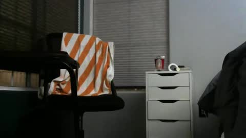 Snapshot of roscoes8 chatting on 02-03-26, 04:32 roscoes8 online show from 02-03-26, 04:32