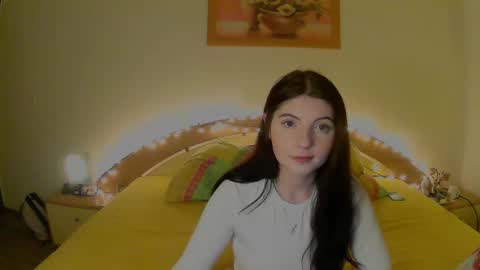 Snapshot of rose_2004 chatting on 02-09-25, 12:28 Rose online show from 02-09-25, 12:28