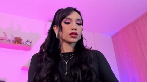 Rose Saenz online show from 12-16-25, 08:58