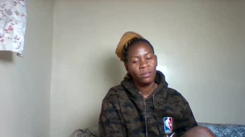 Snapshot of rose_coco chatting on 09-21-25, 08:10 rose_coco online show from 09-21-25, 08:10