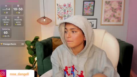 Rose online show from 01-24-25, 10:08