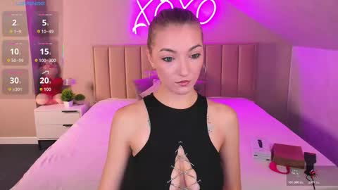 Kimberlly online show from 12-03-25, 01:13