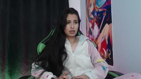 Snapshot of rose_smiley1 chatting on 09-18-25, 04:36 Rose online show from 09-18-25, 04:36