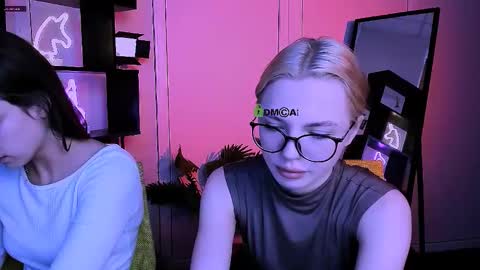 rose online show from 11-11-25, 05:51