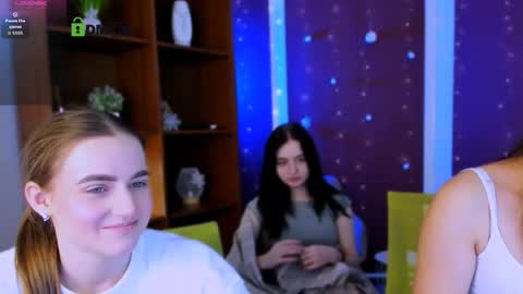 rose online show from 01-10-26, 06:37