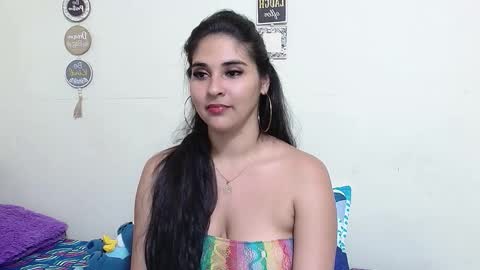 rose_towers4 online show from 01-12-26, 06:07