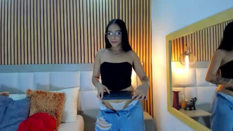 roseaurora online show from 01-15-26, 02:21