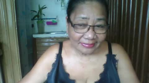 Snapshot of rosebelle66 chatting on 05-21-26, 02:18 rosebelle66 online show from 05-21-26, 02:18