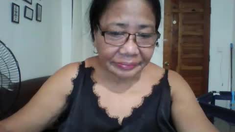 Snapshot of rosebelle66 chatting on 06-08-26, 04:18 rosebelle66 online show from 06-08-26, 04:18