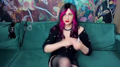 Rosebloom online show from 05-07-26, 03:06