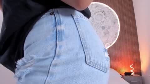 Rose online show from 02-01-26, 02:15